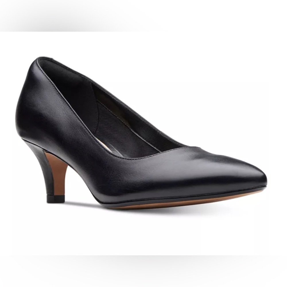 CLARKS Linvale Jerica Leather Kitten Heels Size 7W